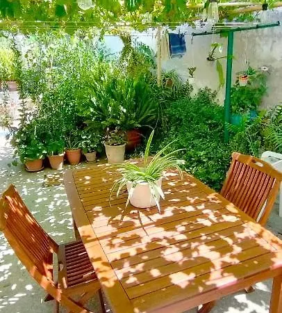 Casa Giuly' Leporano